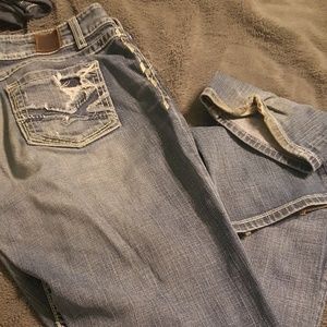 EUC Buckle BKE bootcut w32/L35.5
